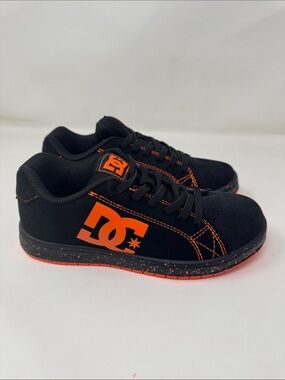 DC Kids Skateboard Sneakers Black with Bright Orange Logo boys girls 3 NWOT
